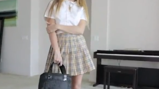 My Cute Step Sister Skip School Want to Taste my Penis